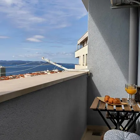 Apartment Magnolia Makarska