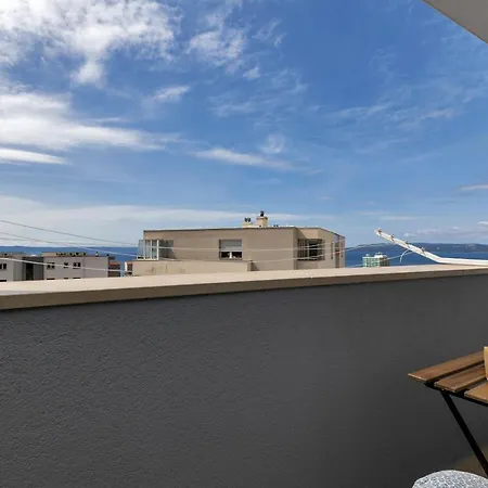 Apartment Magnolia Makarska