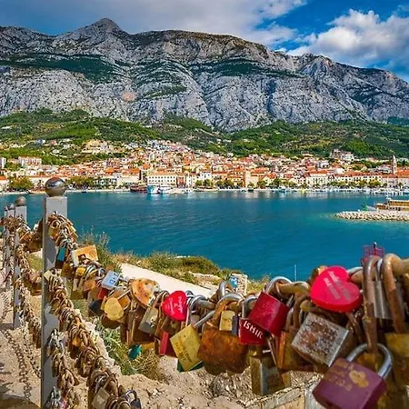 Magnolia Apartment *