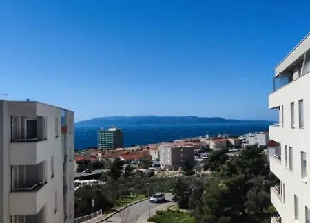 Magnolia Apartment Makarska
