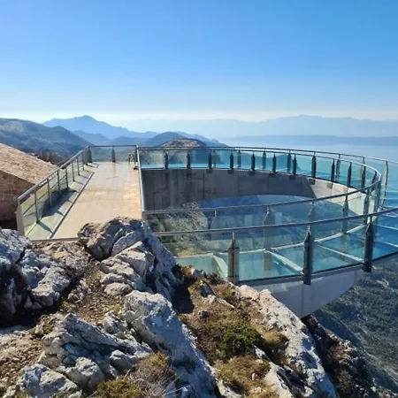 Apartment Magnolia Makarska